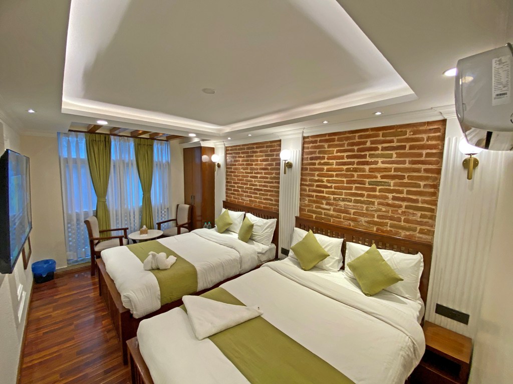 Deluxe Family Room